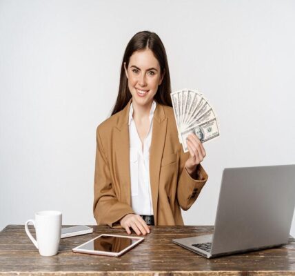 Money6x.com Employment